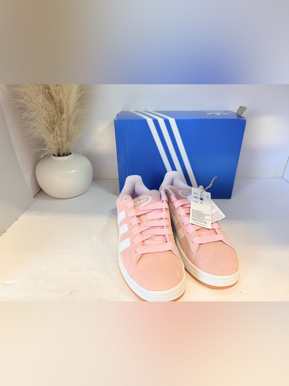 51. adidas Women’s Pink Campus 6.5 y or 8 women - Picture 2 of 5